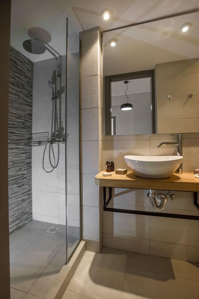 Cozy Apartment In Syntagma-Plaka By Ghh Athens Ngoại thất bức ảnh