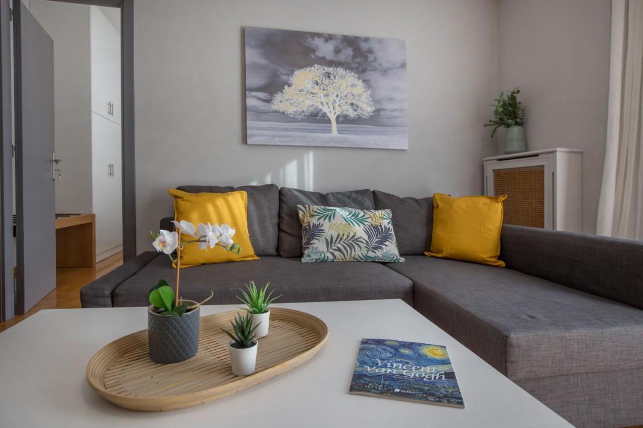 Cozy Apartment In Syntagma-Plaka By Ghh Athens Ngoại thất bức ảnh