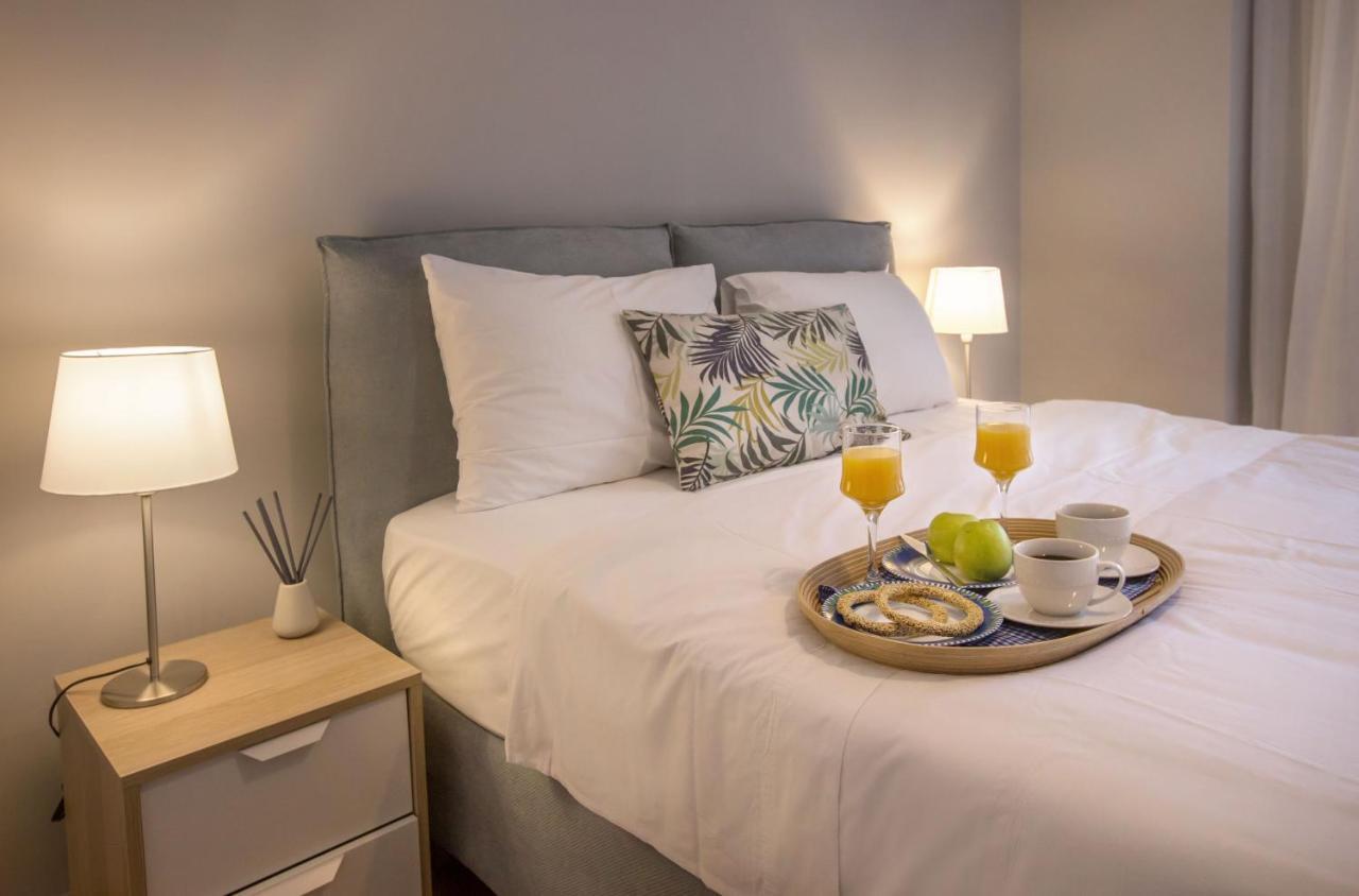 Cozy Apartment In Syntagma-Plaka By Ghh Athens Ngoại thất bức ảnh