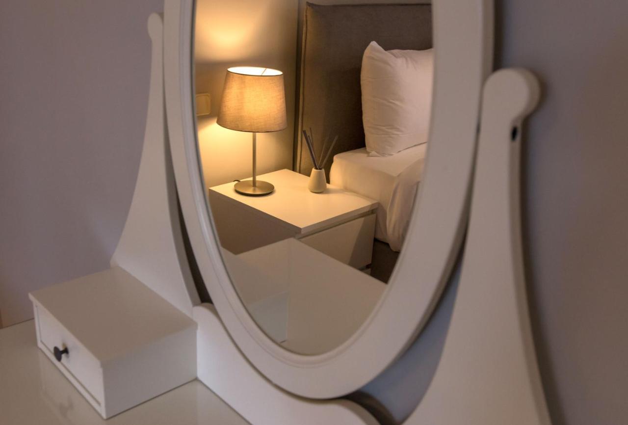 Cozy Apartment In Syntagma-Plaka By Ghh Athens Ngoại thất bức ảnh